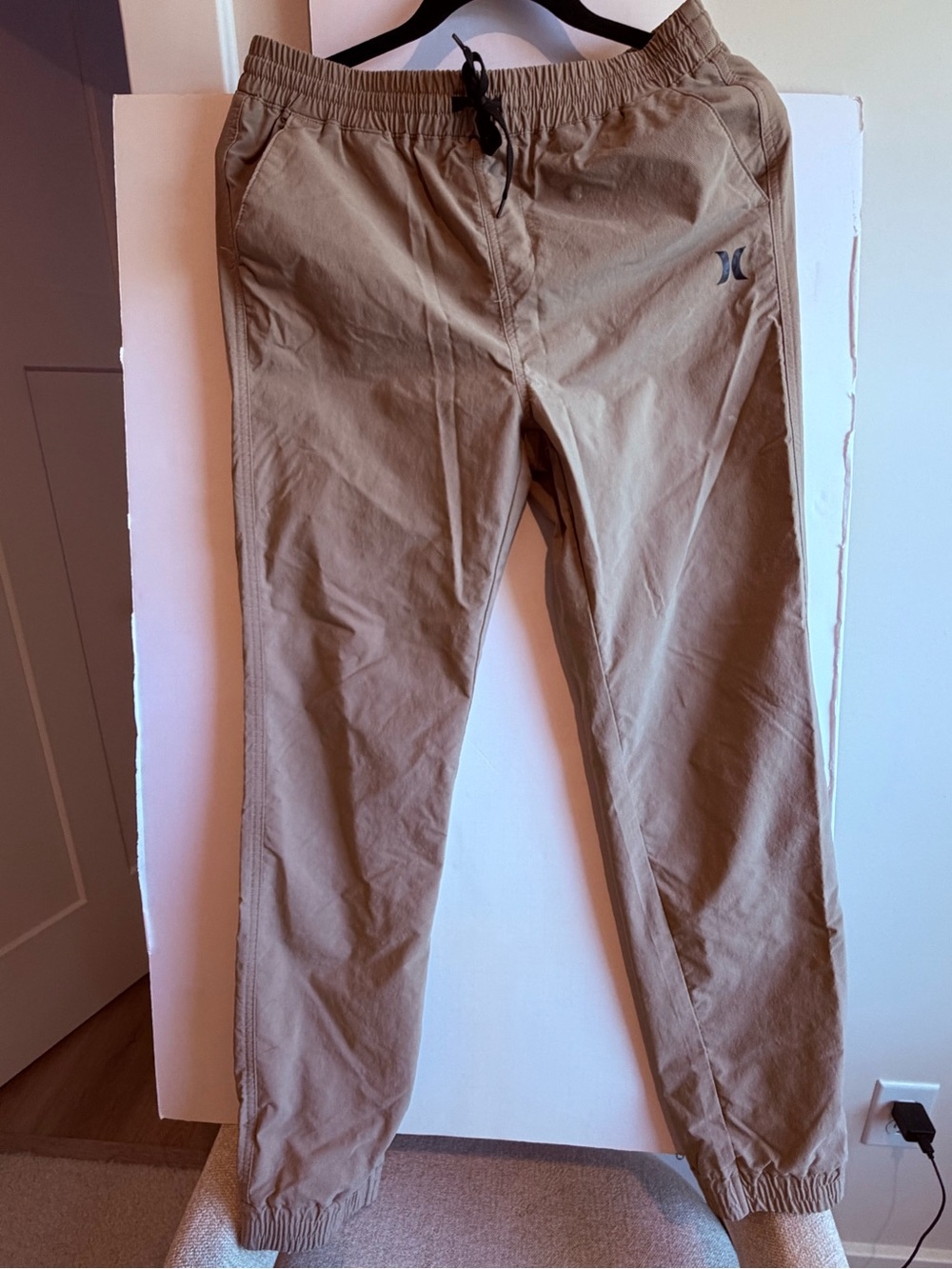 Hurley Men's Khaki Elastic Waist Jogger Pants